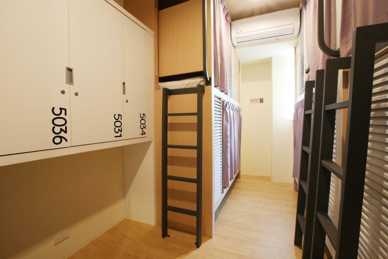 Loosha Hostel Тайчжун Экстерьер фото