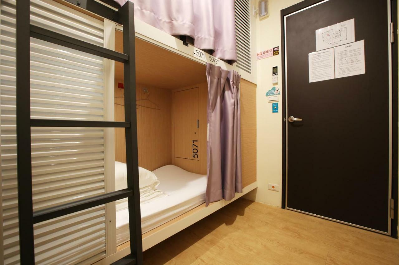 Loosha Hostel Тайчжун Экстерьер фото
