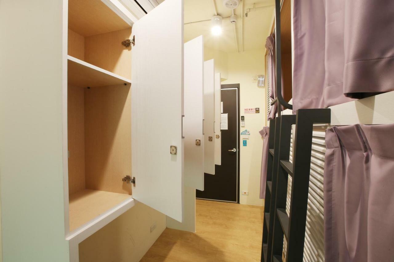 Loosha Hostel Тайчжун Экстерьер фото