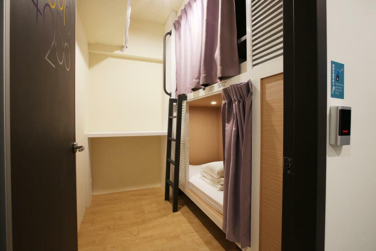 Loosha Hostel Тайчжун Экстерьер фото