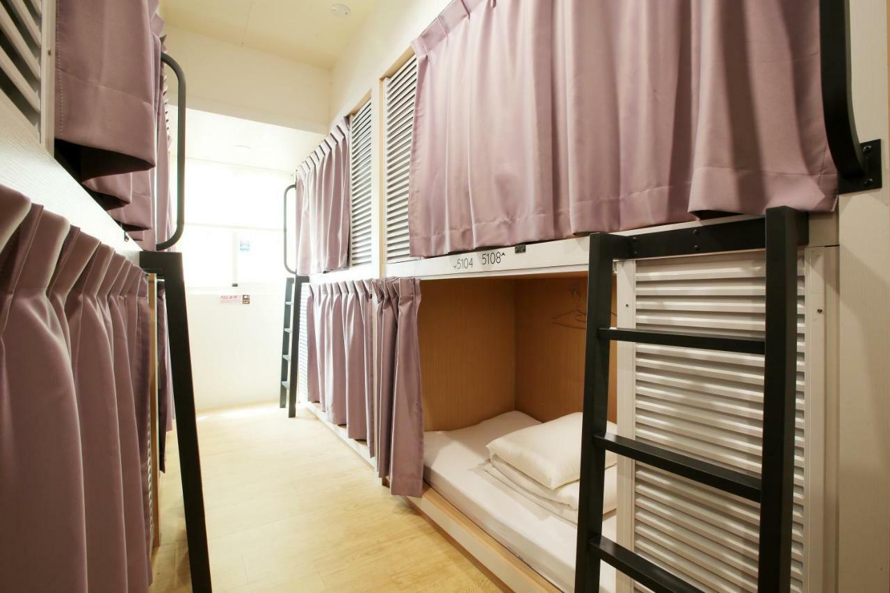 Loosha Hostel Тайчжун Экстерьер фото