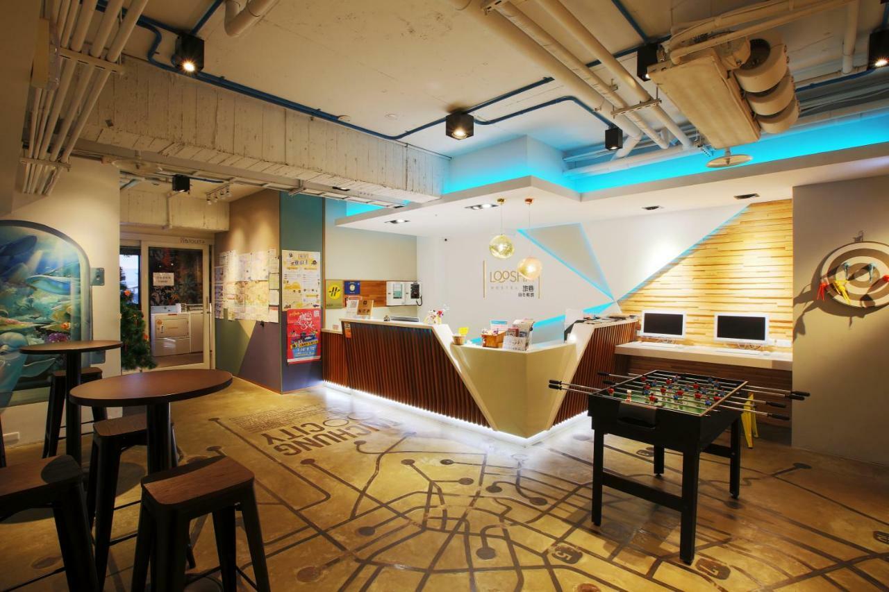 Loosha Hostel Тайчжун Экстерьер фото
